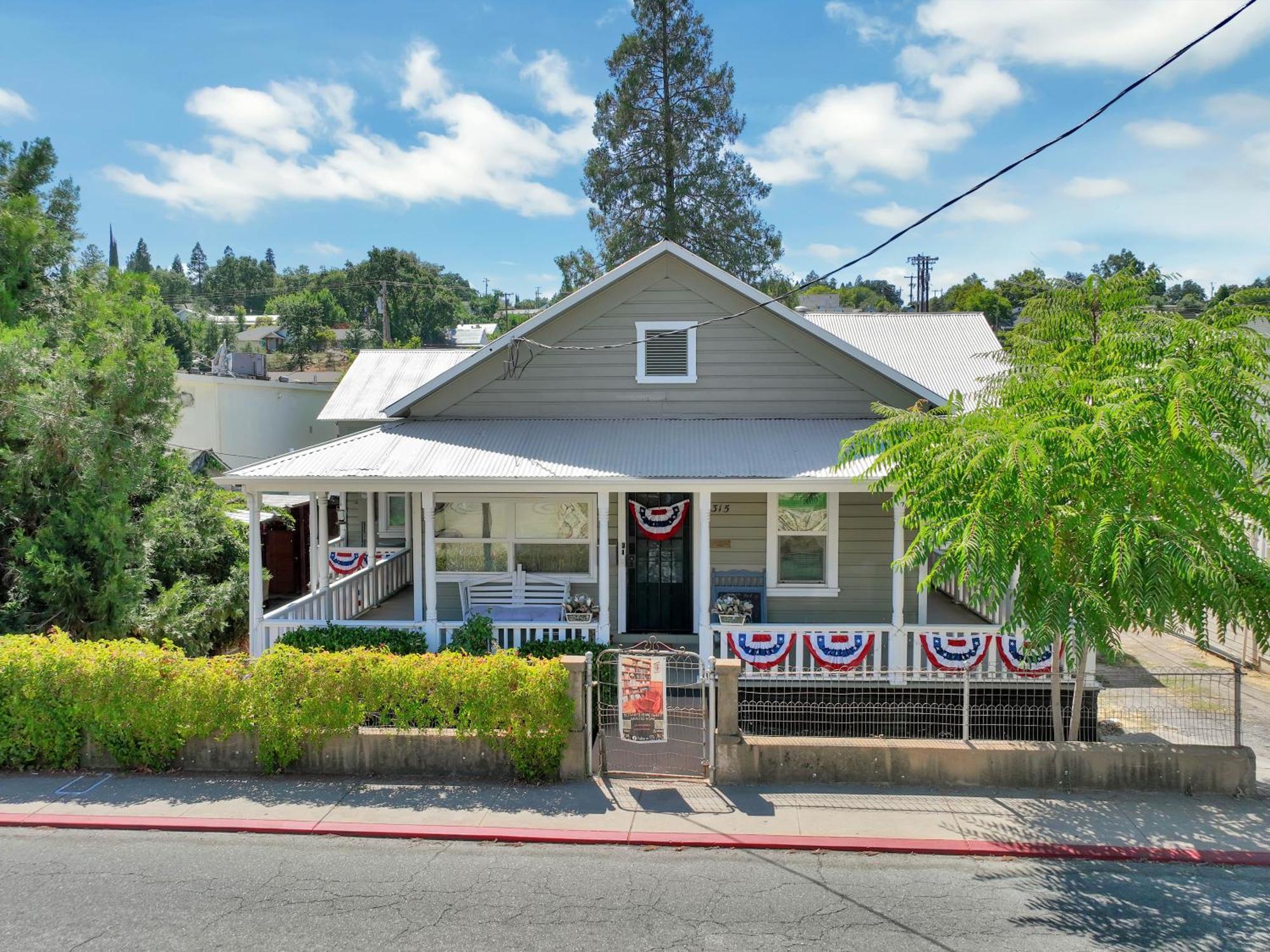 Spacious Downtown Jackson Retreat- Historic Hangout Eksteriør billede